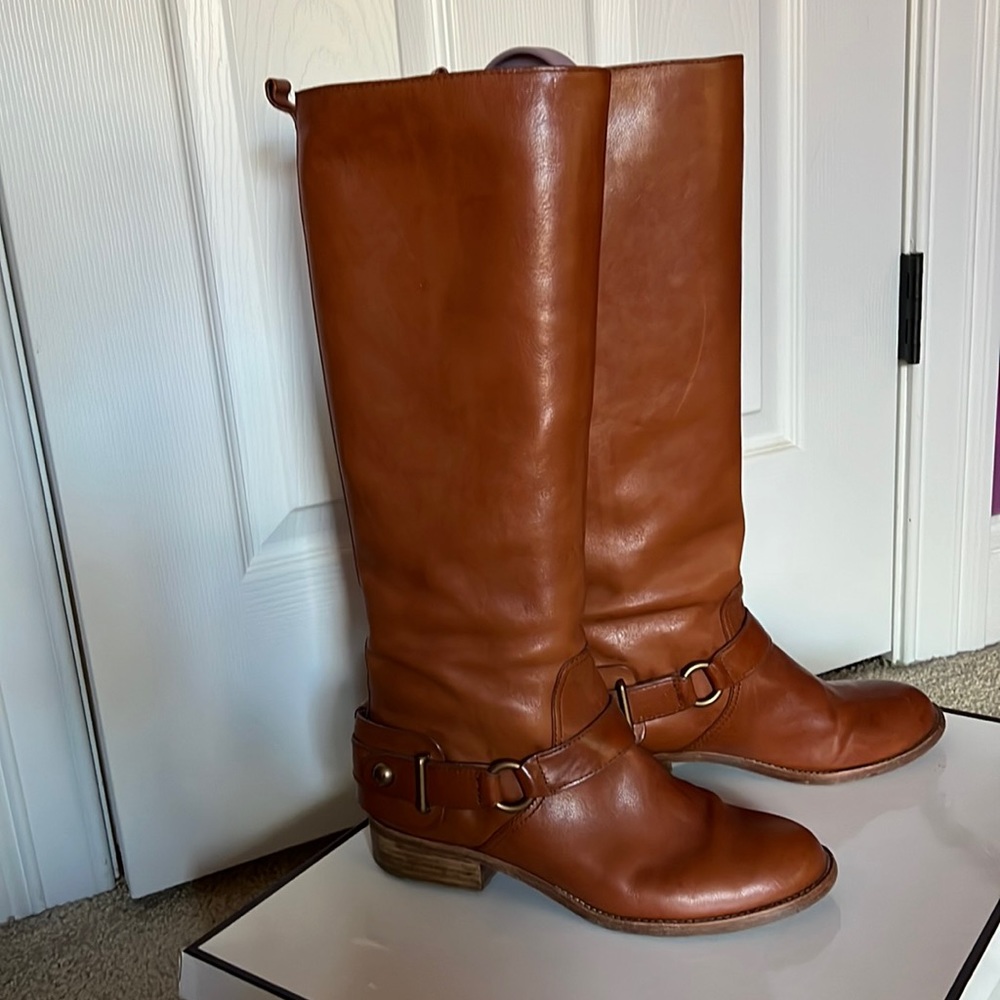 Coach Natale size 9